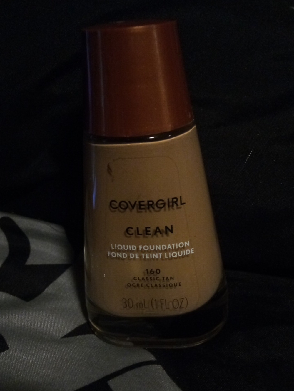 CoverGirl Liquid Foundation Color 160 Classic Tan Brand New